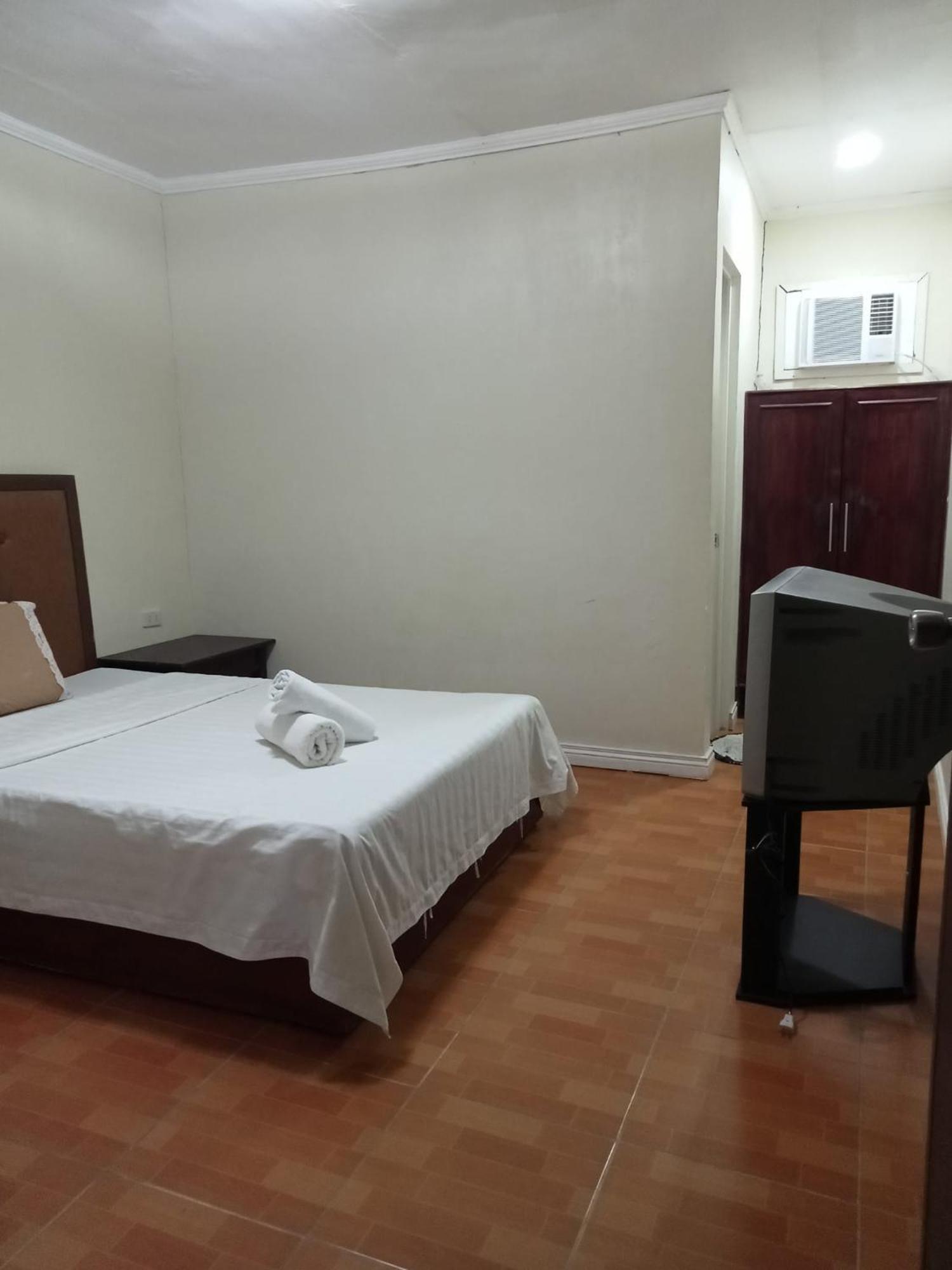 Happy Ripples Beach Resort Mabilao المظهر الخارجي الصورة
