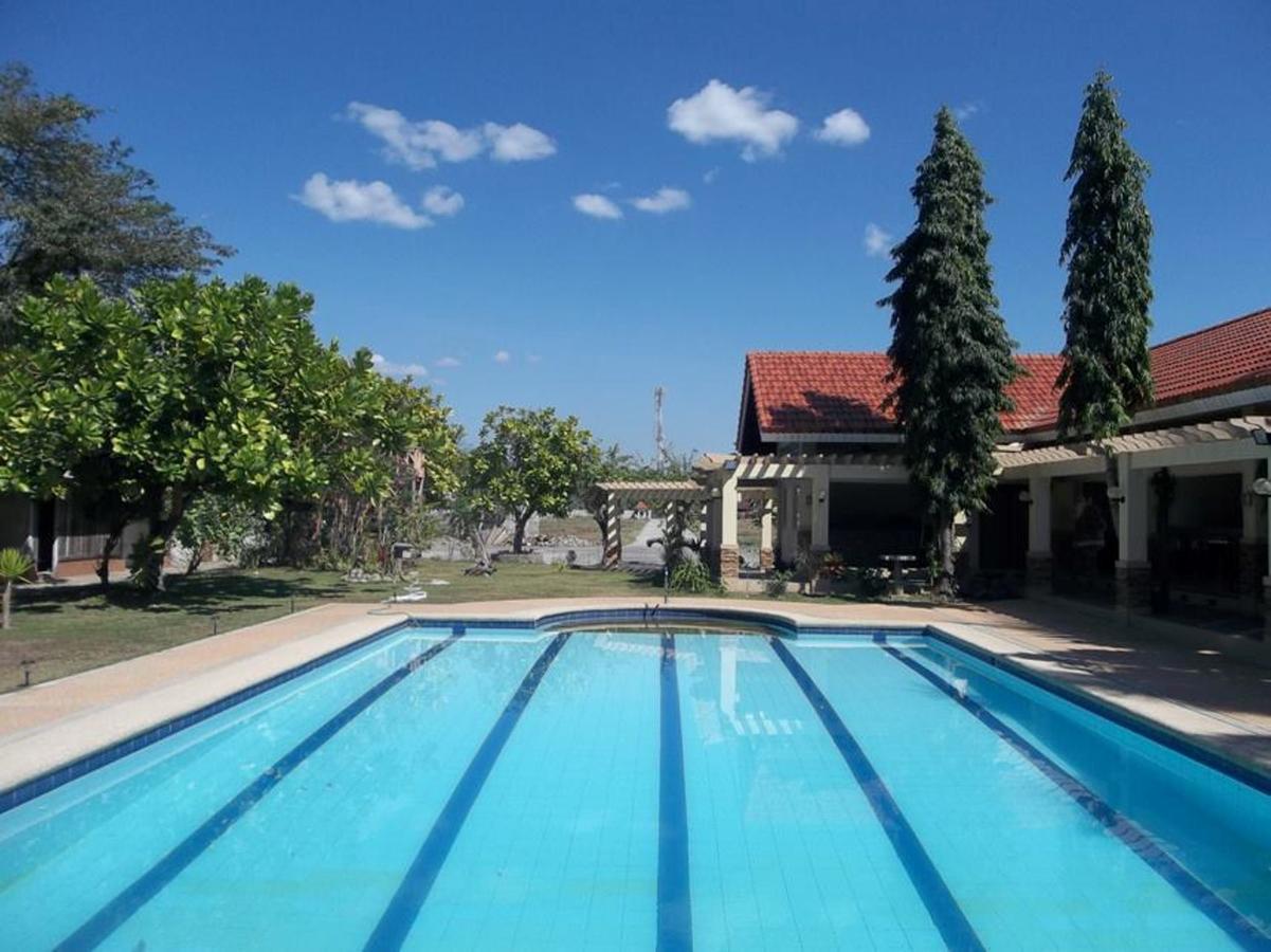 Happy Ripples Beach Resort Mabilao المظهر الخارجي الصورة