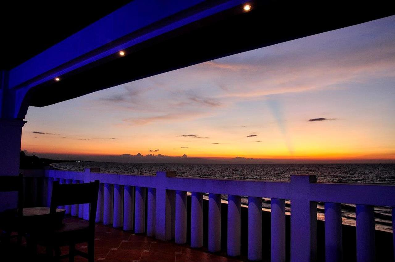 Happy Ripples Beach Resort Mabilao المظهر الخارجي الصورة