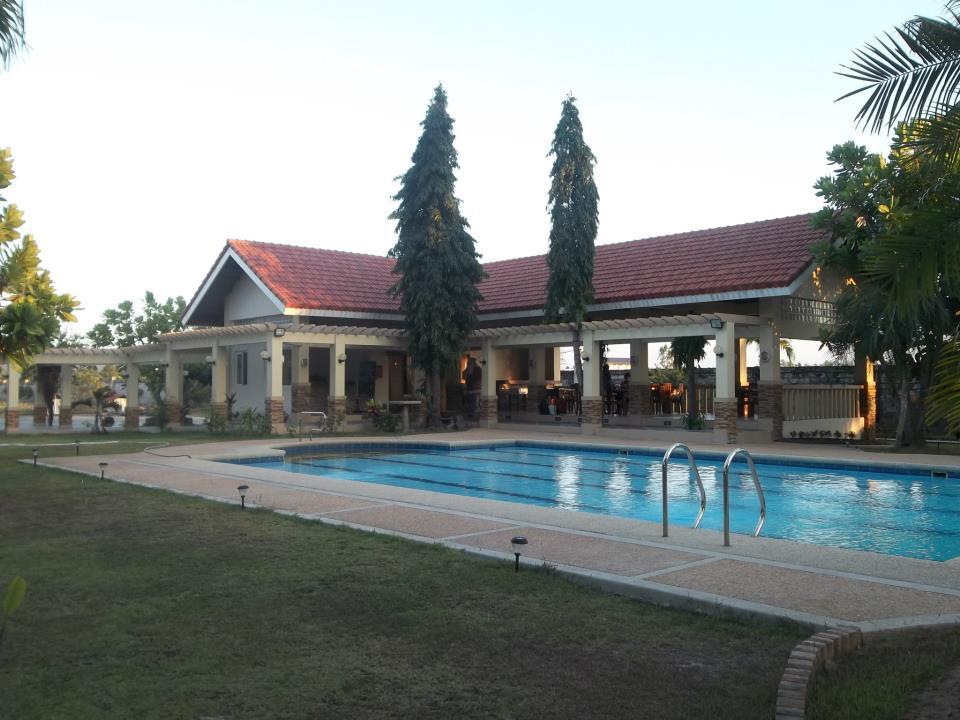 Happy Ripples Beach Resort Mabilao المظهر الخارجي الصورة
