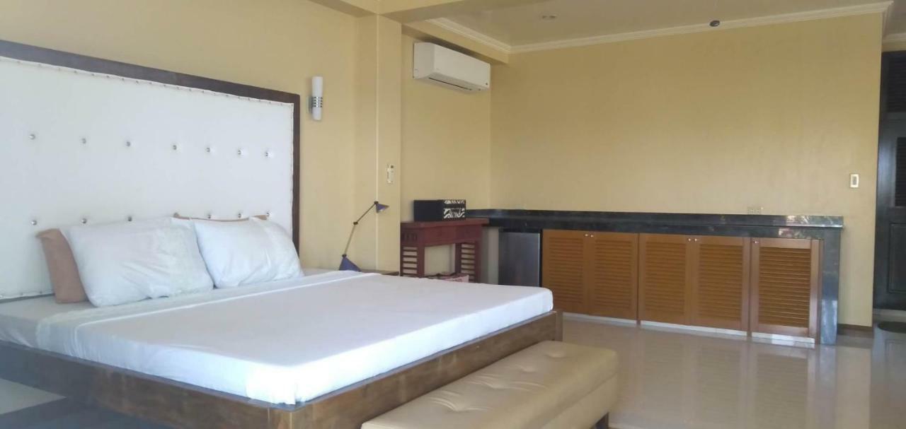 Happy Ripples Beach Resort Mabilao المظهر الخارجي الصورة