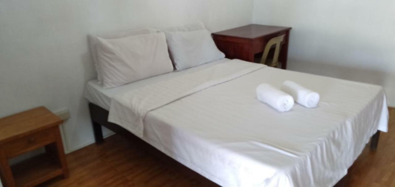 Happy Ripples Beach Resort Mabilao المظهر الخارجي الصورة