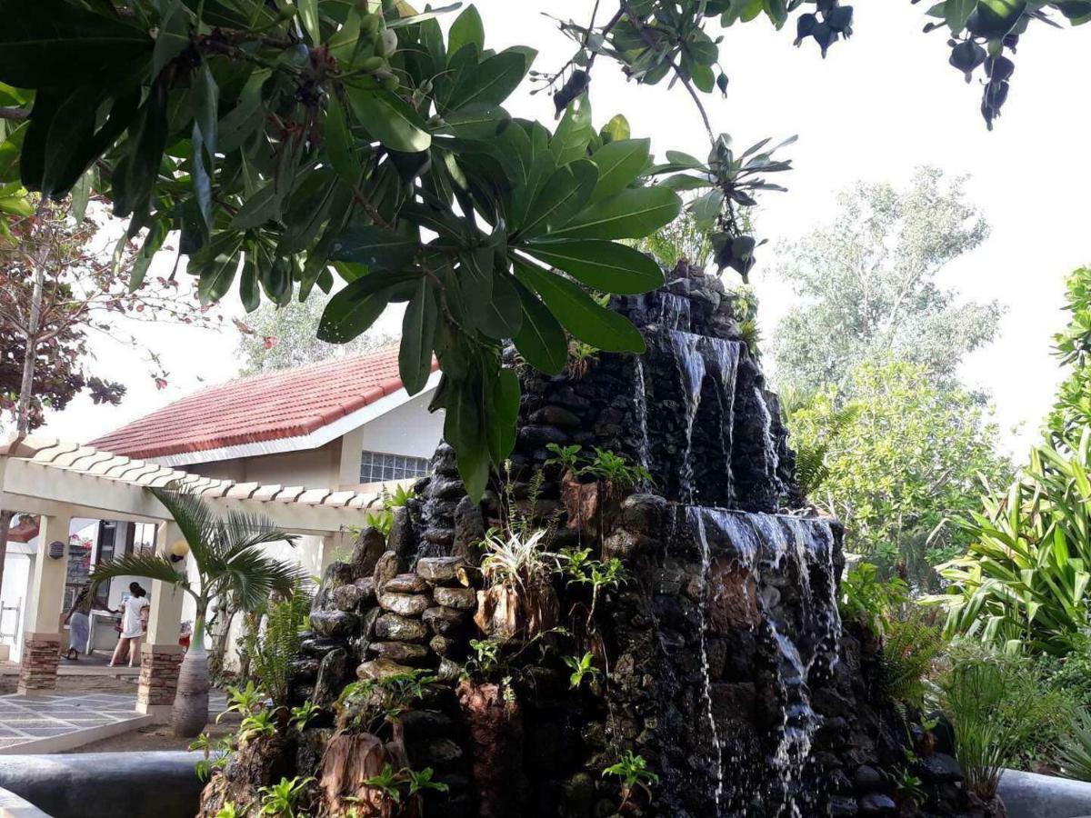 Happy Ripples Beach Resort Mabilao المظهر الخارجي الصورة
