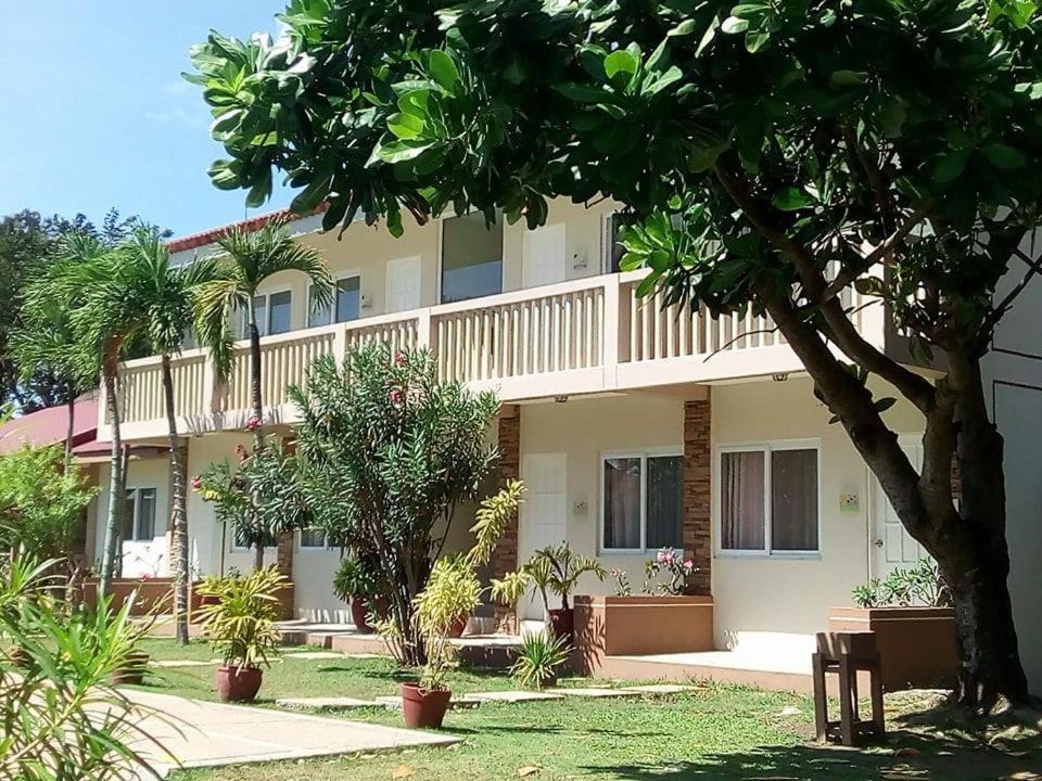 Happy Ripples Beach Resort Mabilao المظهر الخارجي الصورة